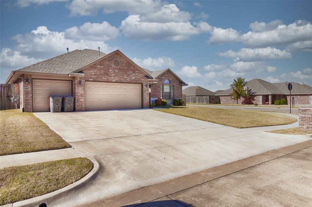 Yukon, OK 73099,4536 Oasis Court