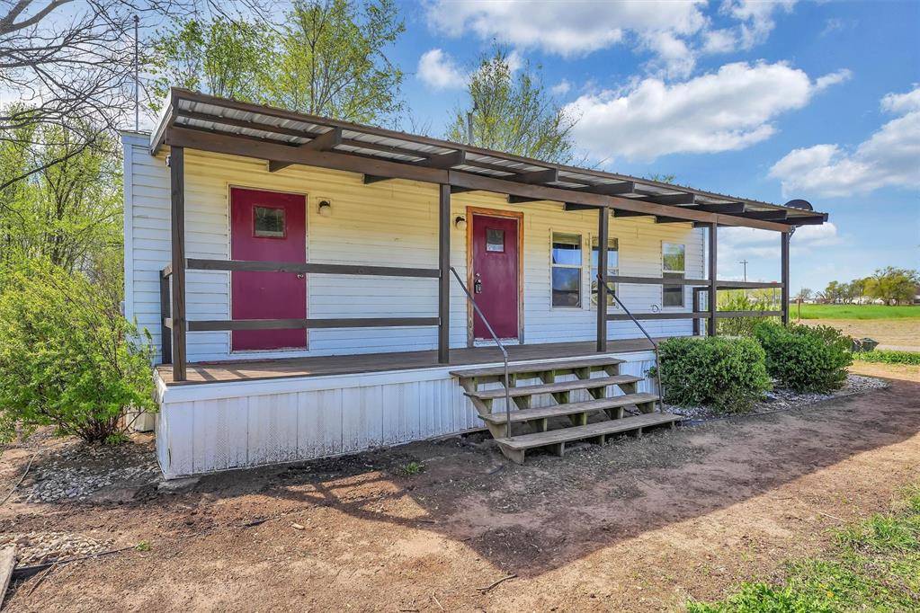 Erick, OK 73645,802 S Walnut Avenue