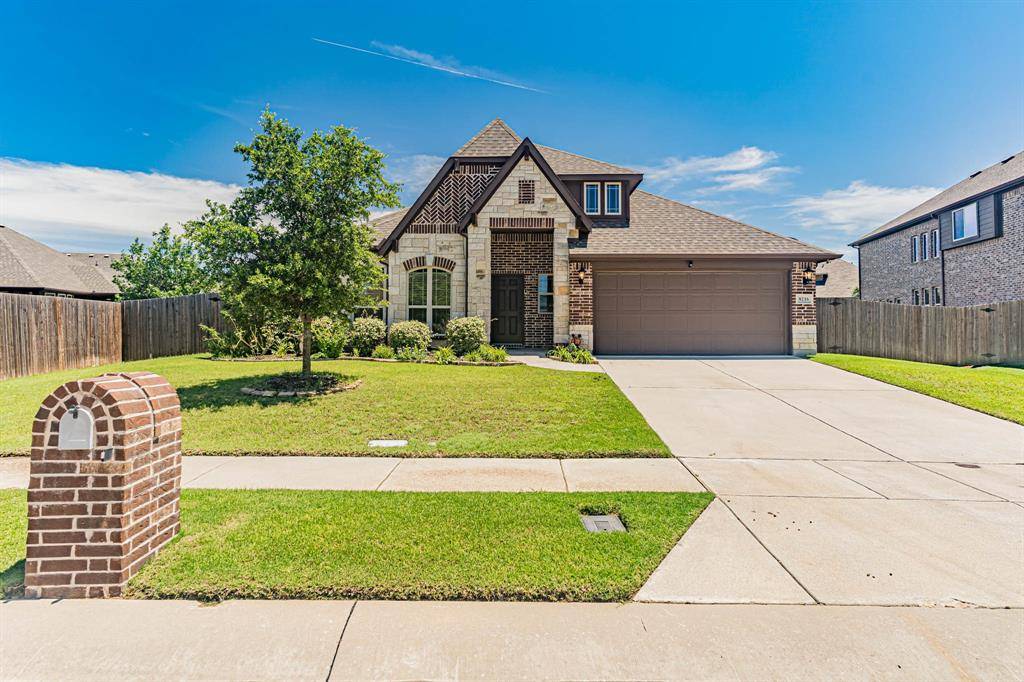 Aubrey, TX 76227,8216 Canyon Drive