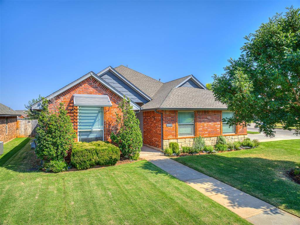 Edmond, OK 73013,15900 Positano Drive