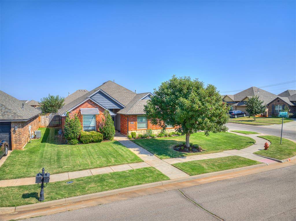 Edmond, OK 73013,15900 Positano Drive