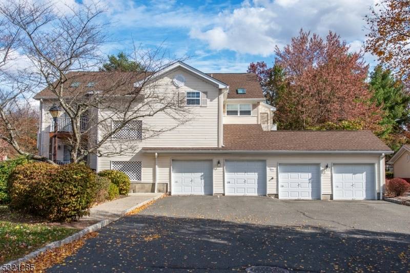 Bernards Twp., NJ 07920,136 Potomac Dr