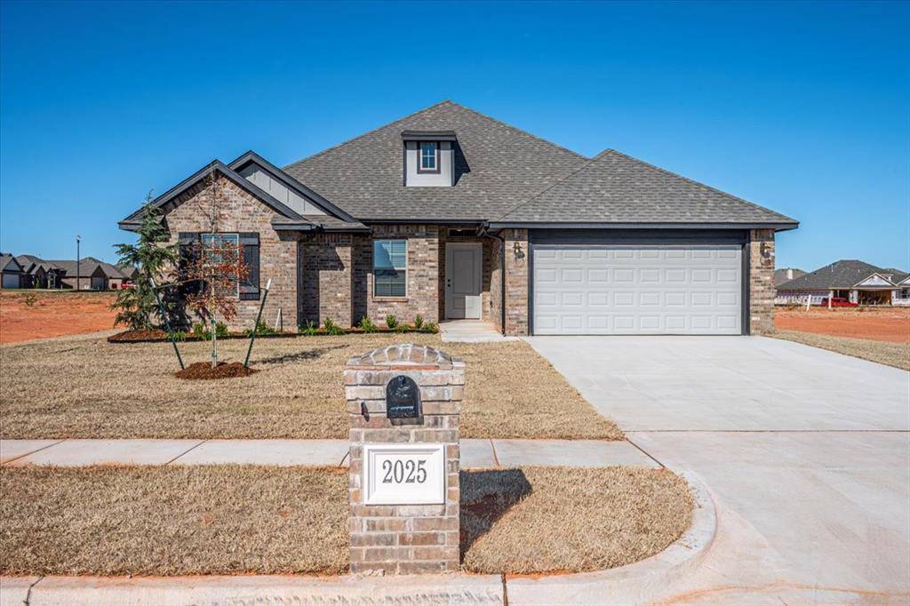 Mustang, OK 73064,2025 W Crossbow Way