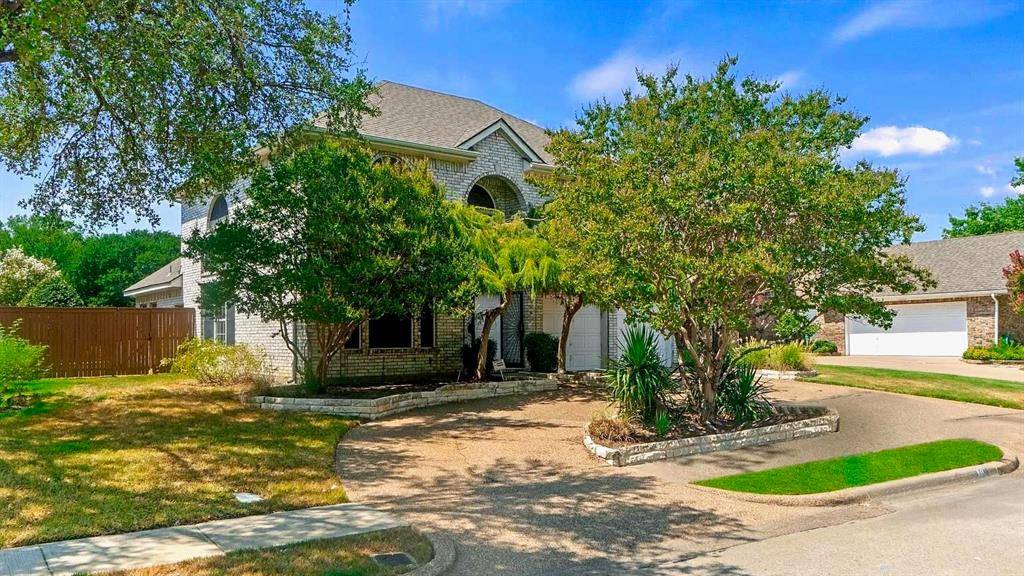 Irving, TX 75063,841 Canyon Crest Drive