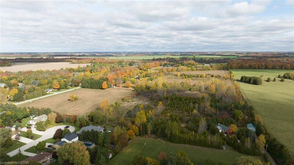 Ashfield-colborne-wawanosh, ON N7A 3X8,81249 FERN DR