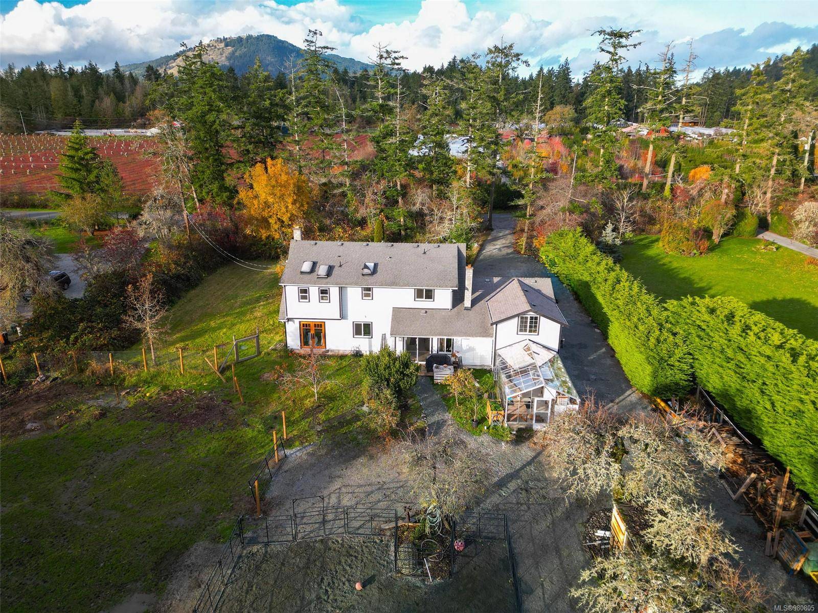 North Saanich, BC V8L 5M3,931 Clayton Rd