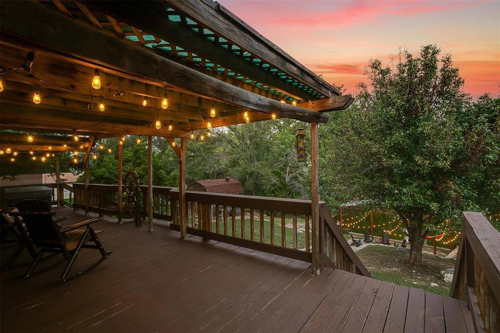 Granbury, TX 76048,1209 Comanche Cove Drive