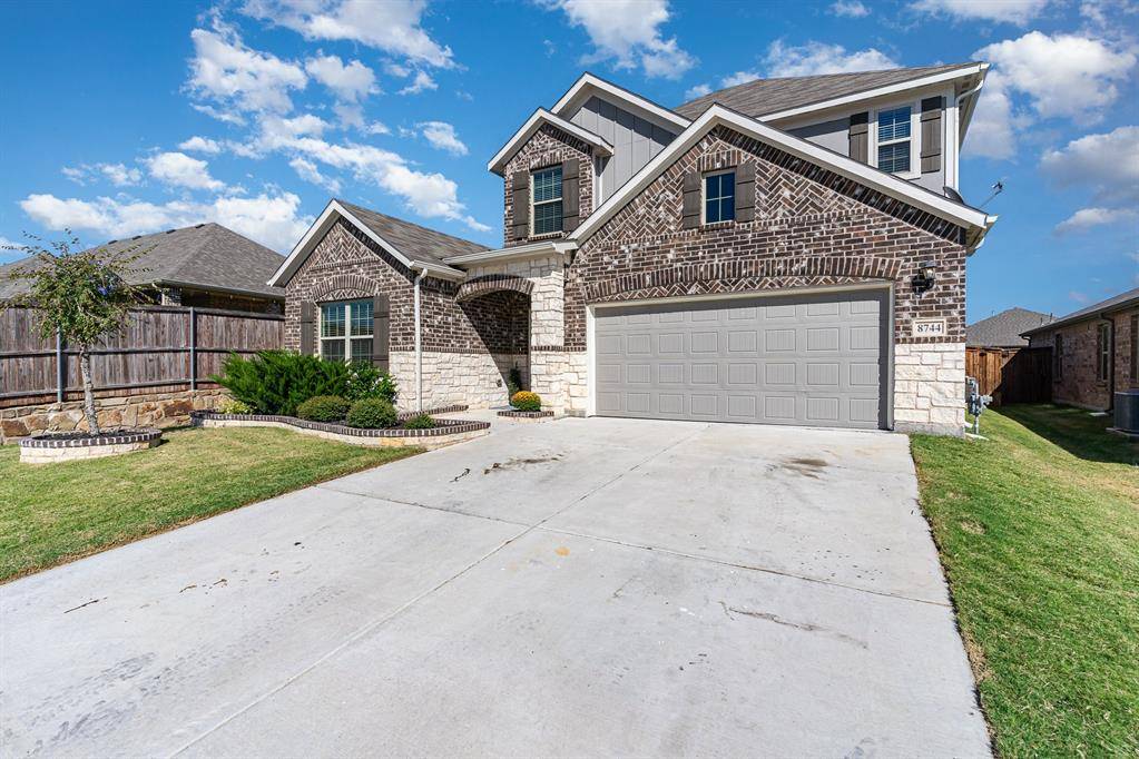 Fort Worth, TX 76131,8744 Copper Meadow Drive