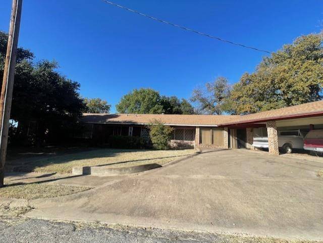 Santa Anna, TX 76878,301 N 8th Street