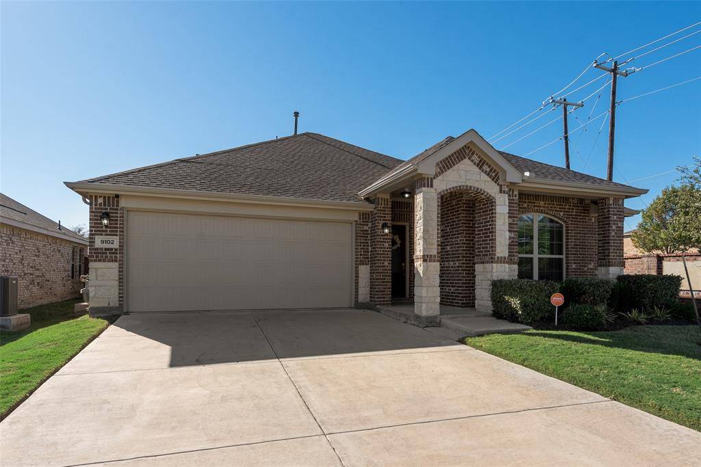 Arlington, TX 76002,9102 Fieldview Court