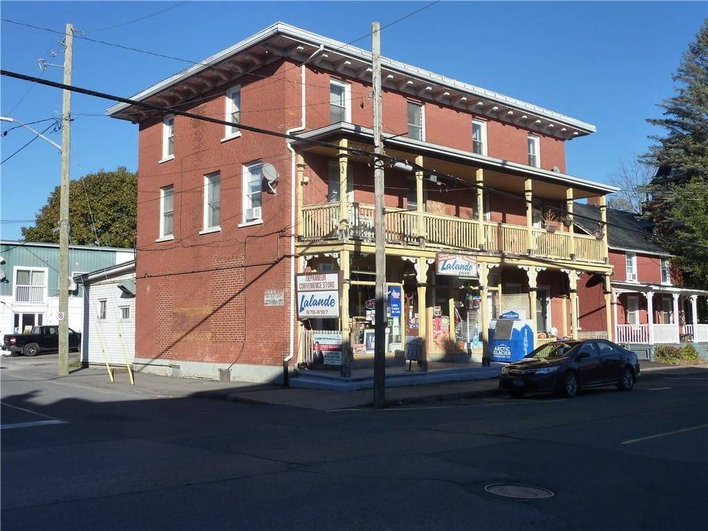 Champlain, ON K0B 1R0,143-145 MAIN ST E