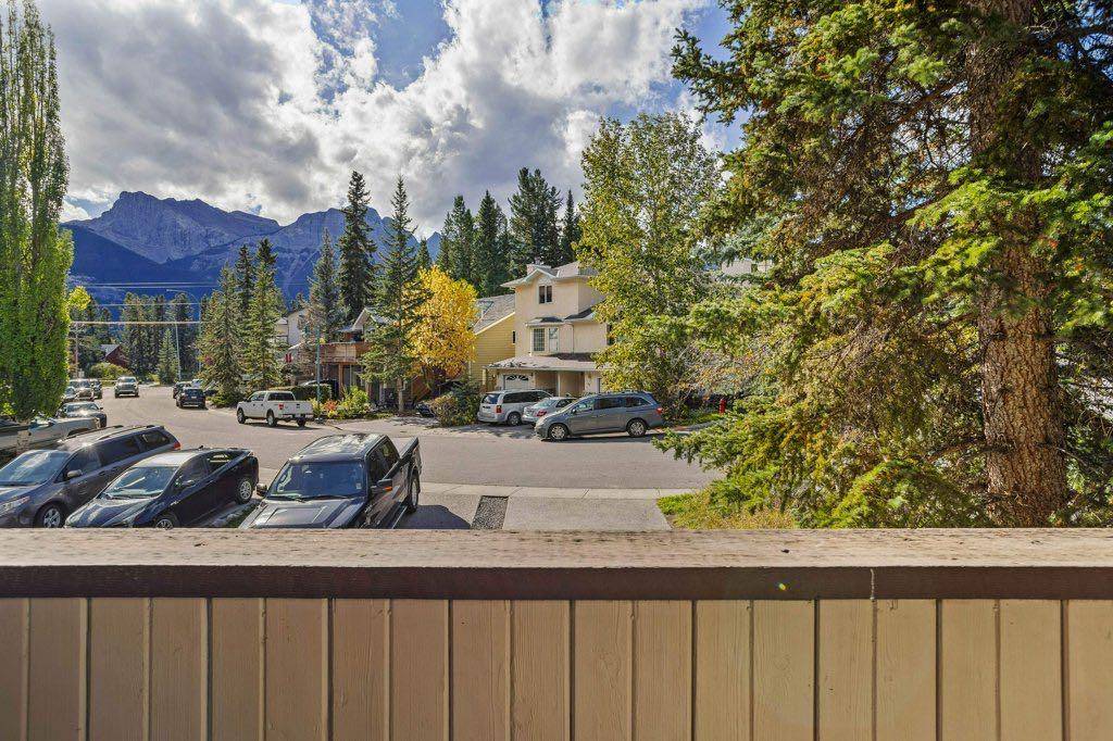 Canmore, AB T1W 1G6,50 Ridge RD