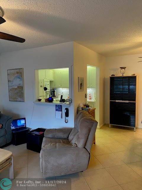 Deerfield Beach, FL 33442,222 Ventnor M  #222