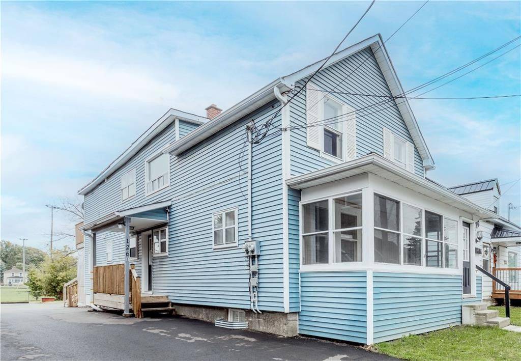 Cornwall, ON K6J 2Z4,126 EIGHTH ST