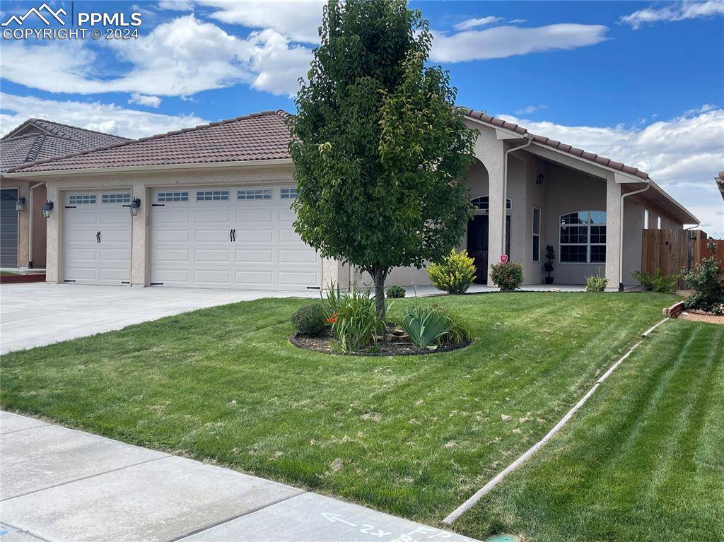 Pueblo, CO 81005,801 Aspencrest DR