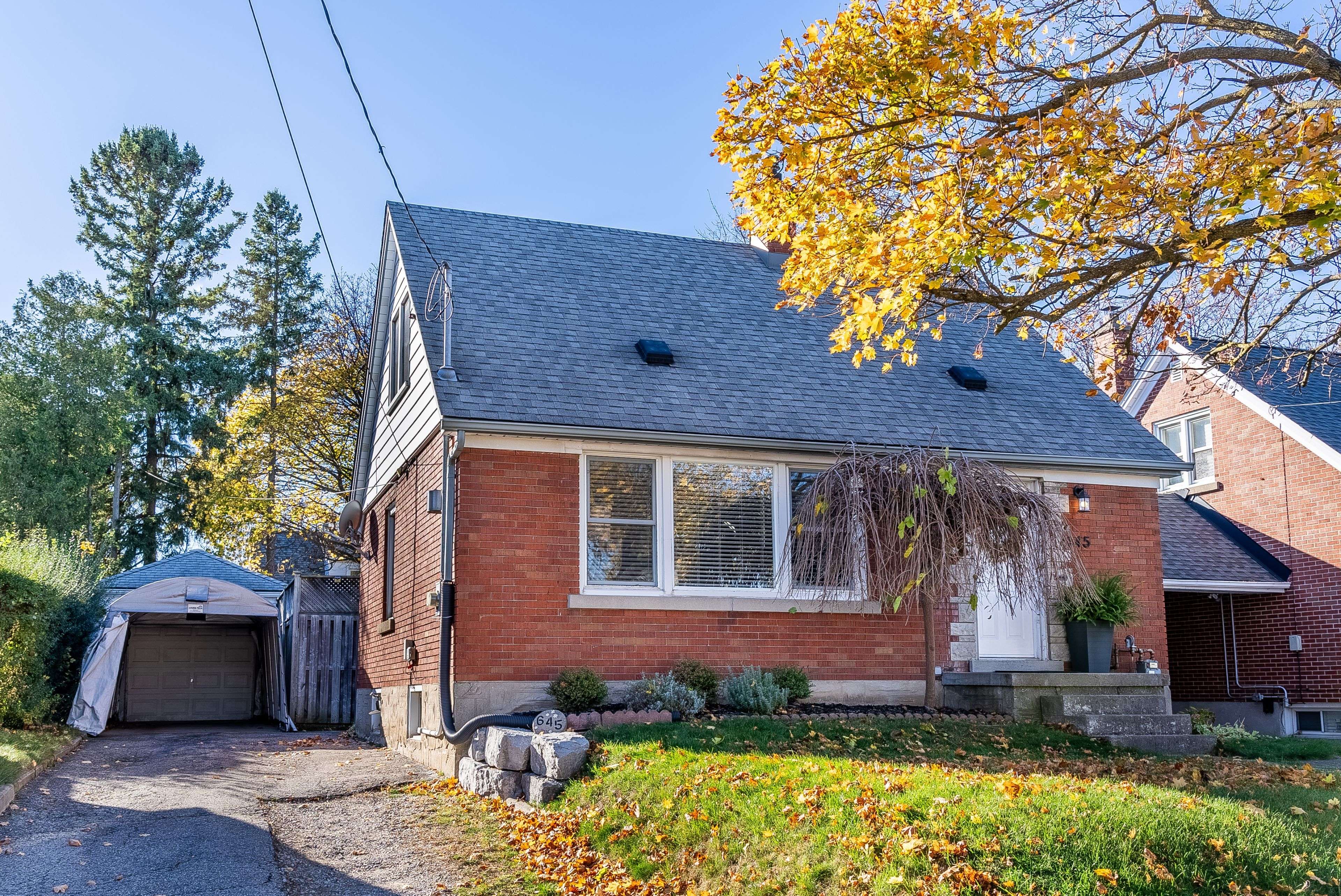 Kitchener, ON N2H 1G9,645 Weber ST E