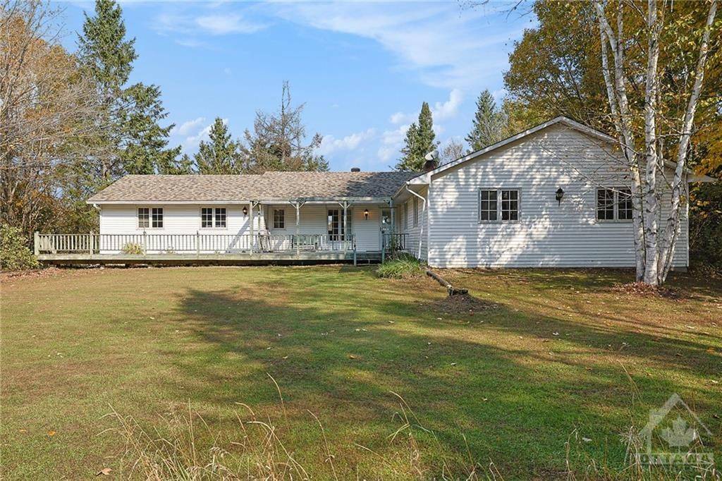 Constance Bay - Dunrobin - Kilmaurs - Woodlawn, ON K0A 3M0,4000 STONECREST RD