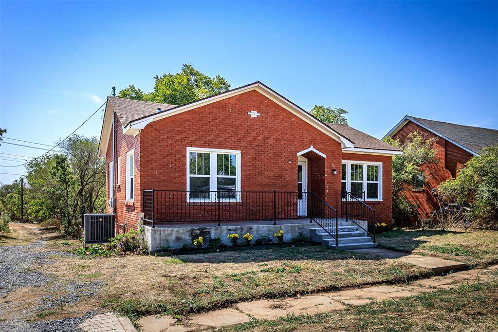 Mangum, OK 73554,436 W Lincoln Street