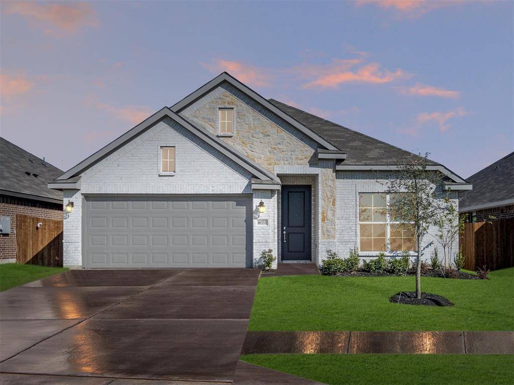 Fort Worth, TX 76036,10333 Lenten Rose Street