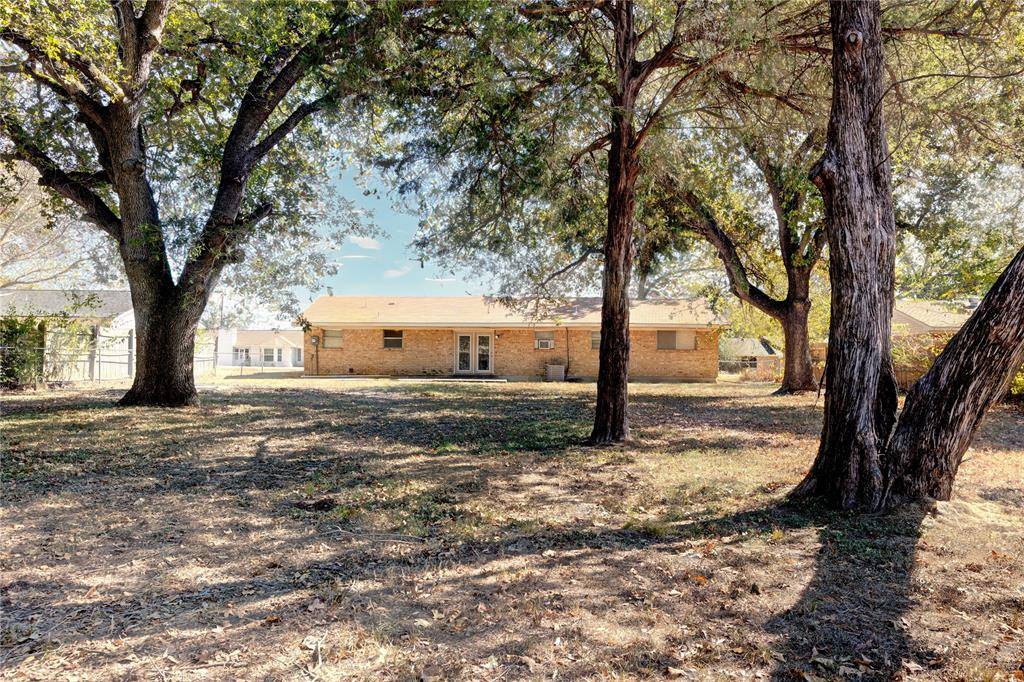 Fairfield, TX 75840,527 Robindale Lane