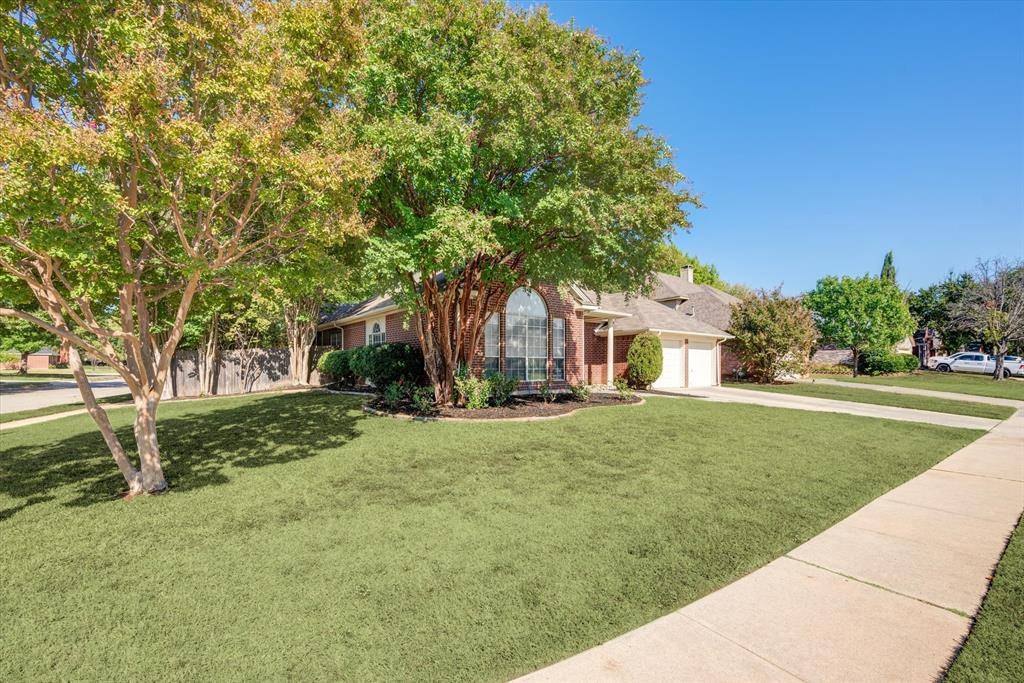 Grapevine, TX 76051,1914 Wood Creek Drive