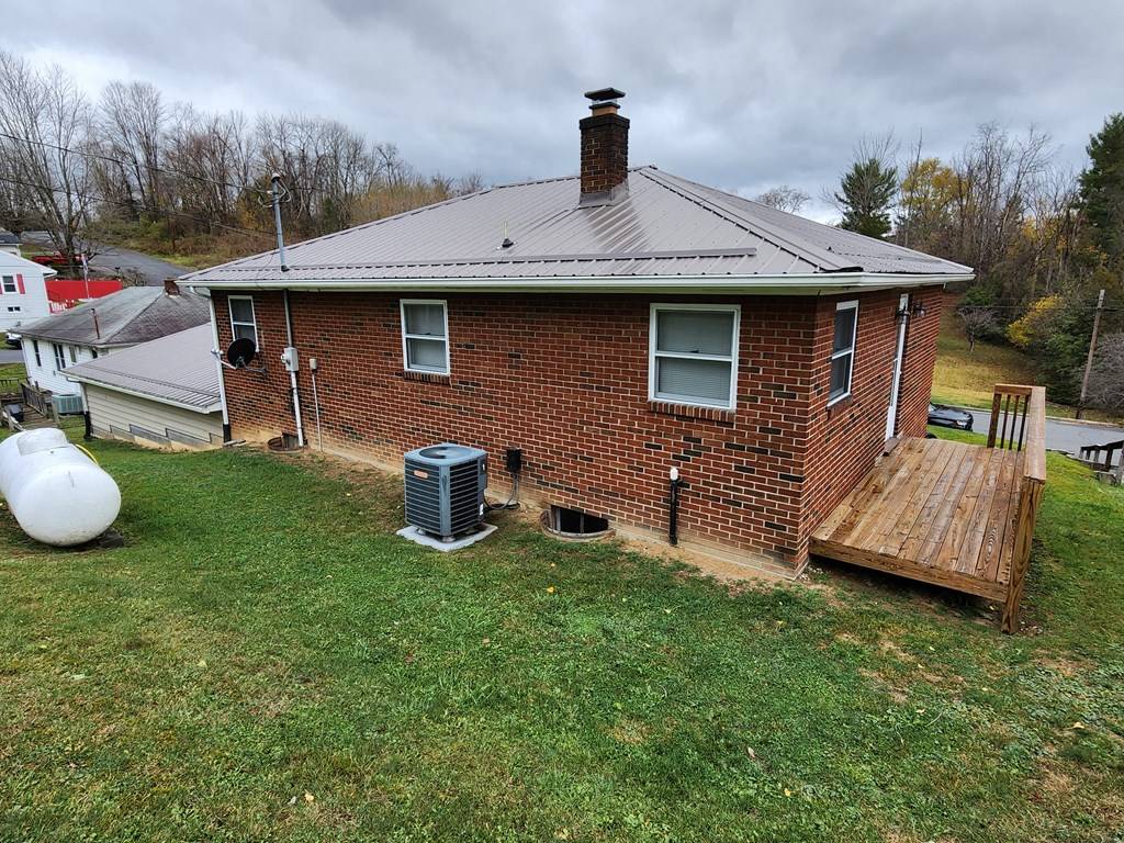 Marion, VA 24354,814 Cumberland St