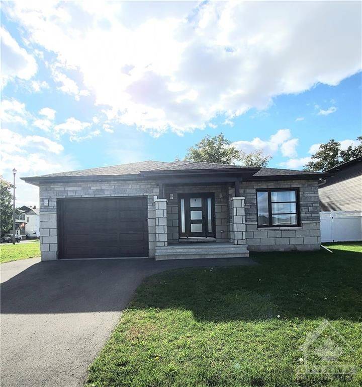 Cornwall, ON K6H 0C5,1401 CAROLINE CT