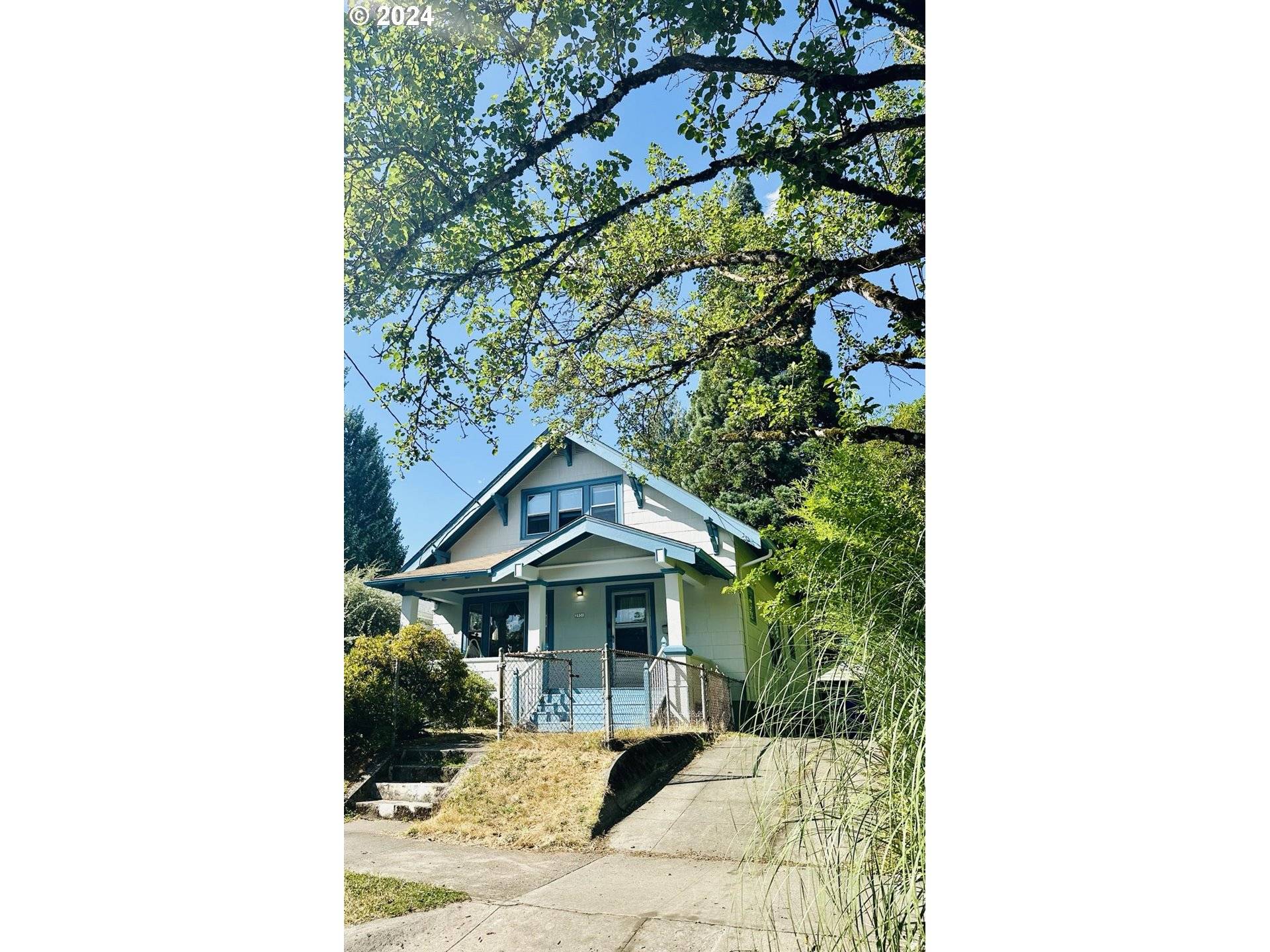 Portland, OR 97214,3931 SE TAYLOR ST