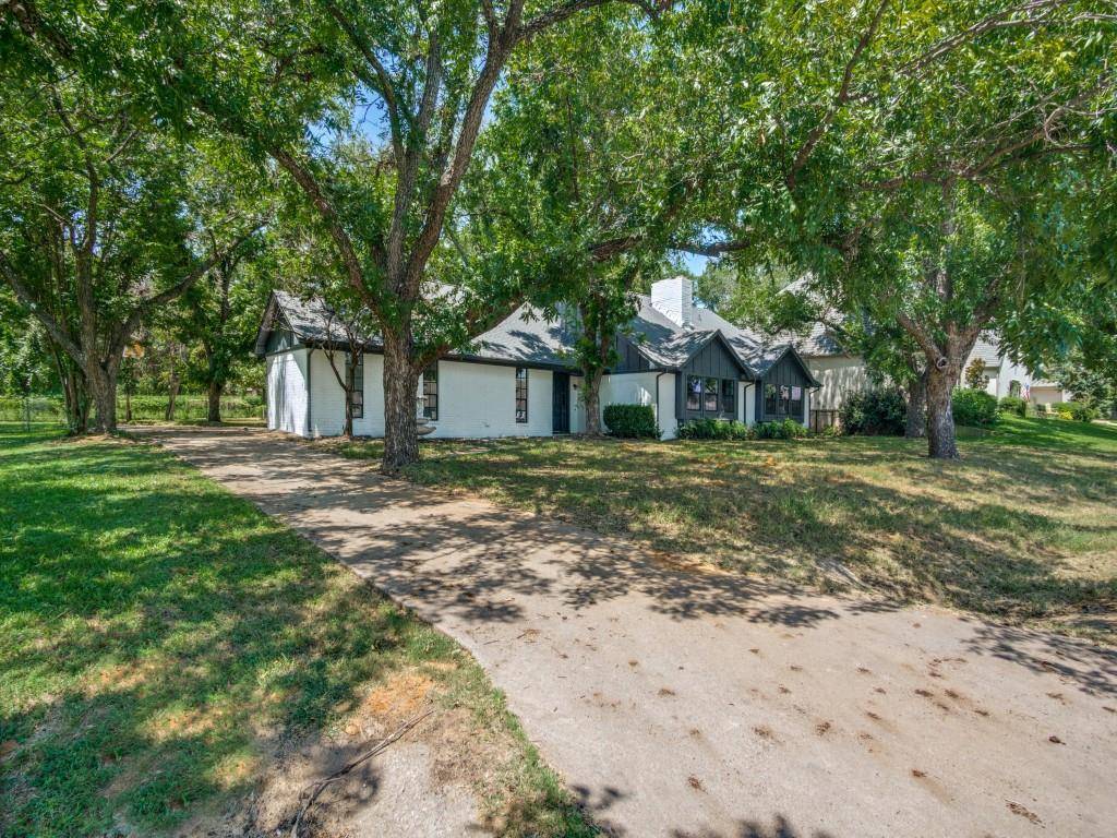 Granbury, TX 76049,9523 Bellechase Road