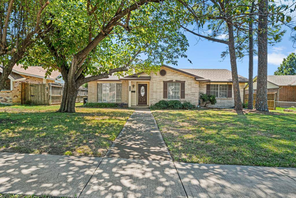 Irving, TX 75062,2712 Peach Tree Lane