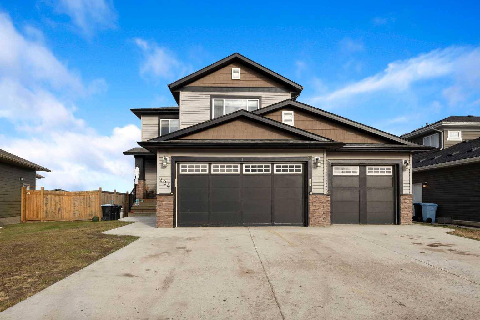 Fort Mcmurray, AB T9H 2V5,224 Beaverlodge Close