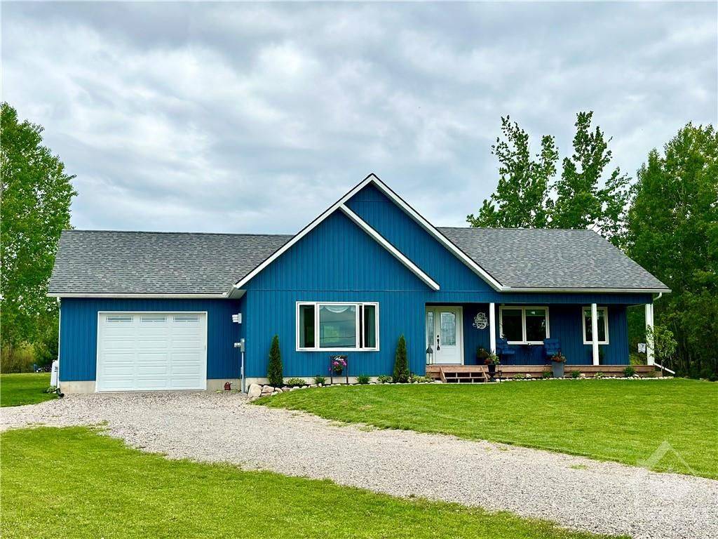 Rideau Lakes, ON K0G 1X0,9517 COUNTY ROAD 42