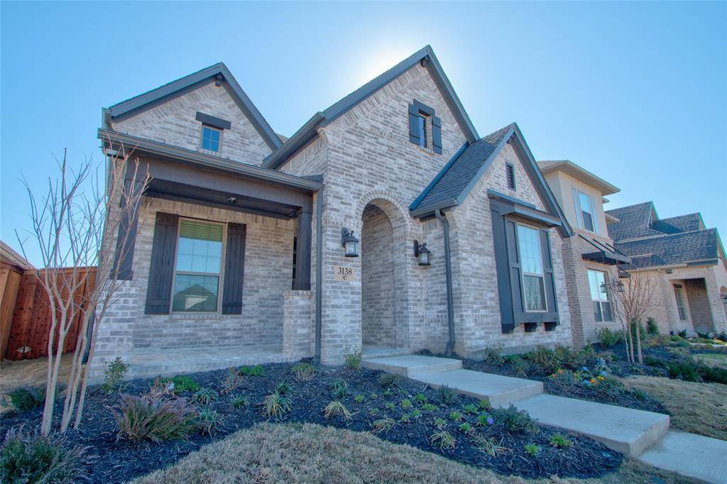 Celina, TX 75009,3138 Casa blanca