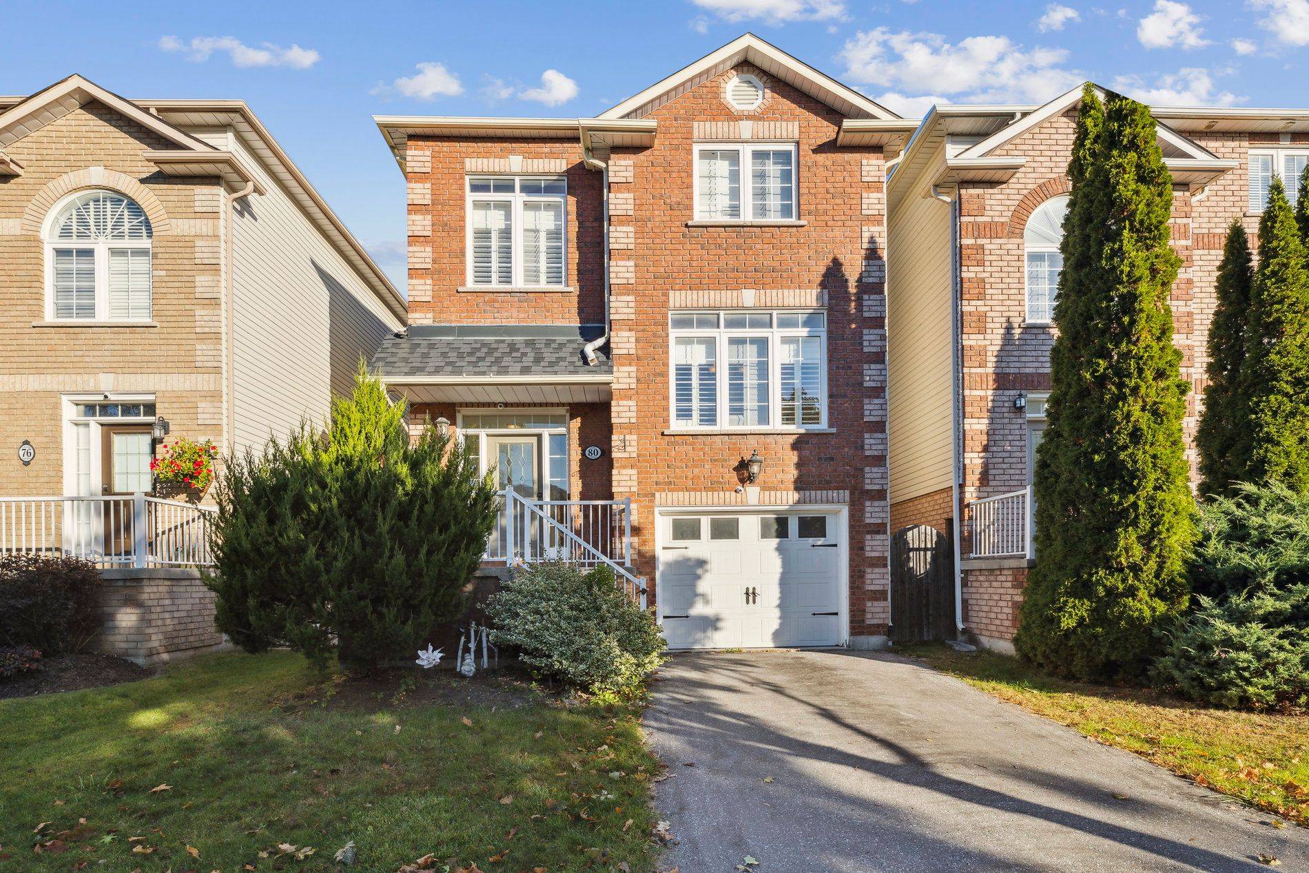 Clarington, ON L1C 4Y5,80 Mcfeeters CRES