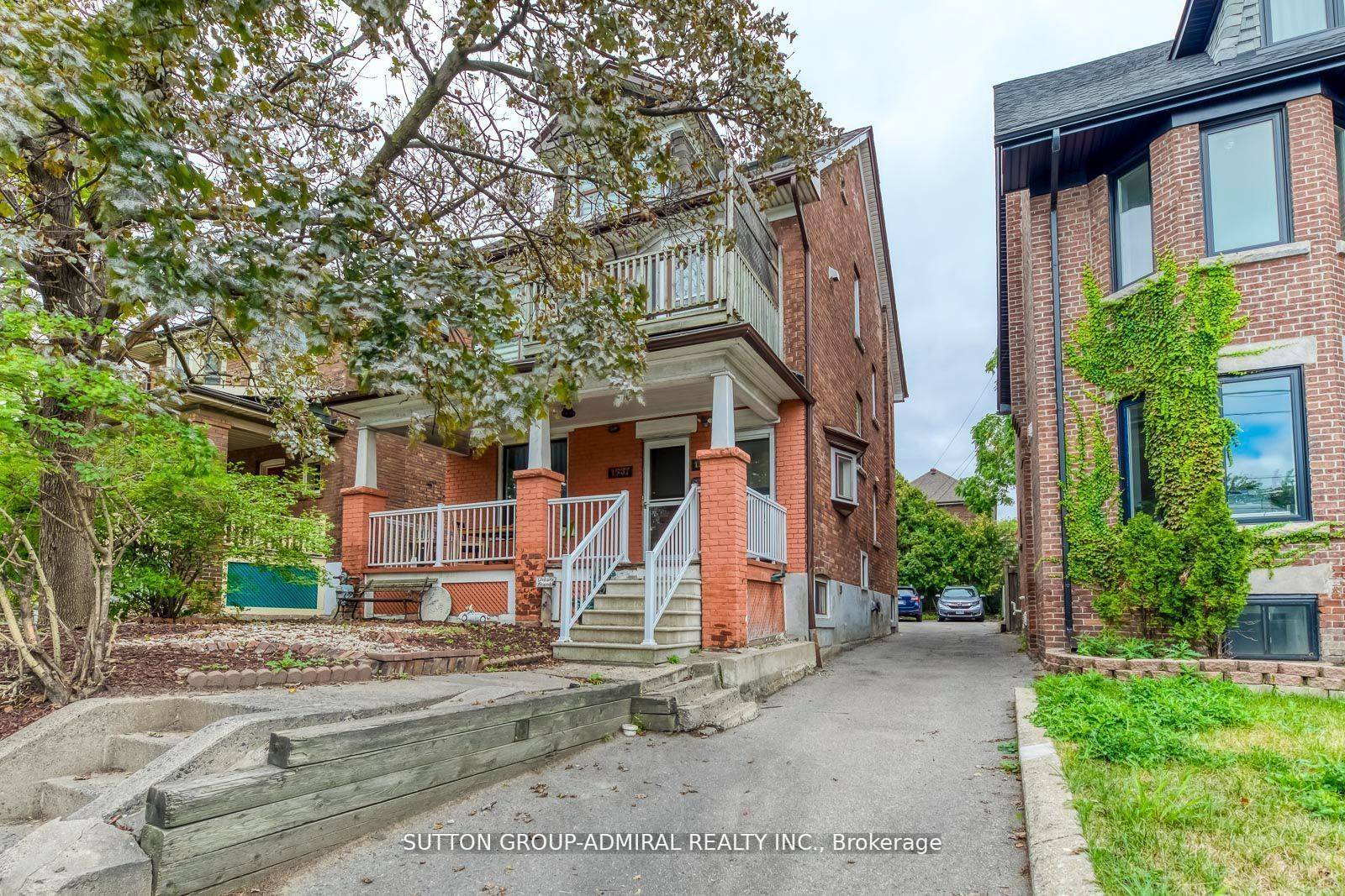 Toronto W03, ON M6H 3L5,1537 Dufferin ST #2