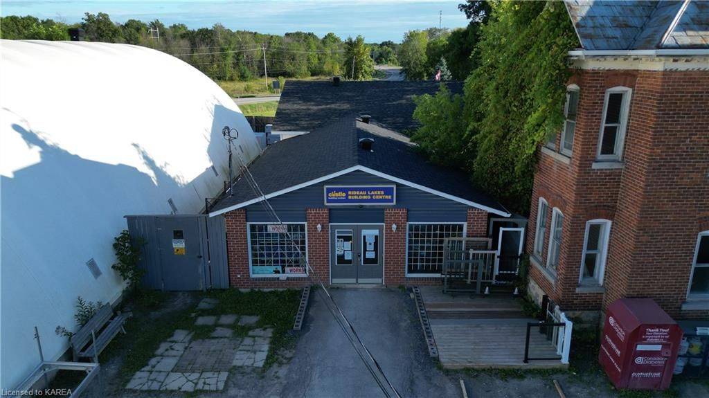 Rideau Lakes, ON K0G 1E0,7719 HIGHWAY 42 N/A