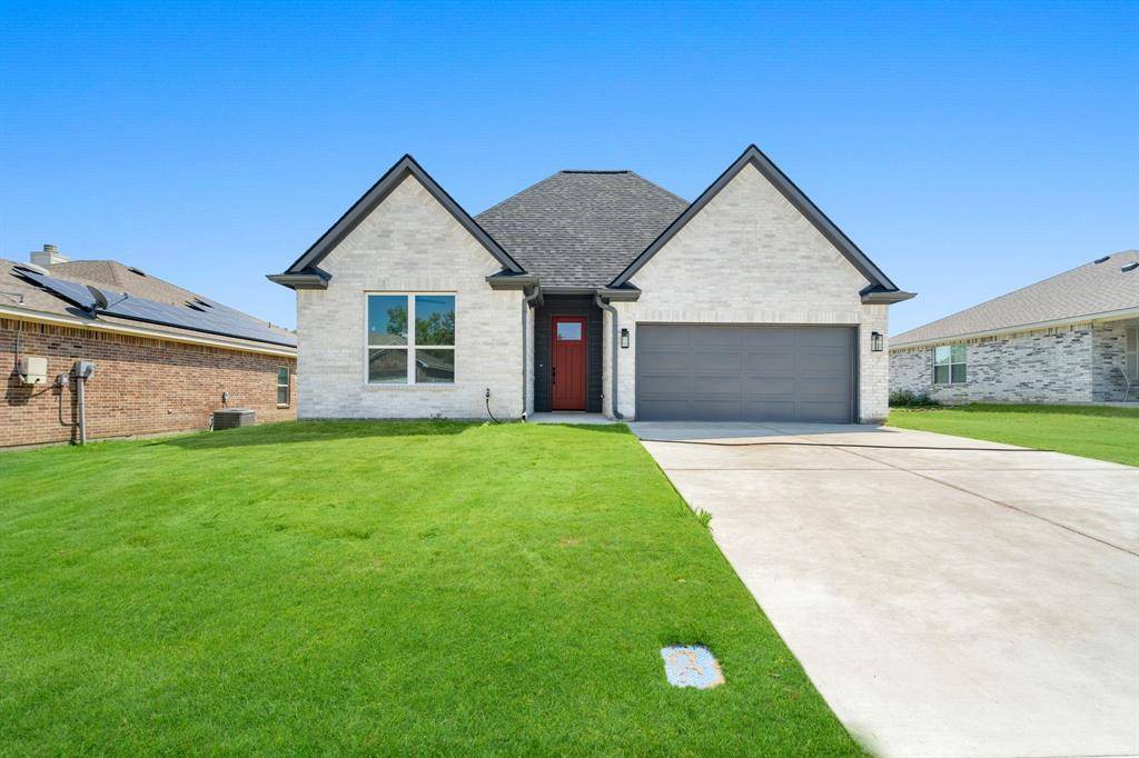 Trenton, TX 75490,311 Kelcey Court