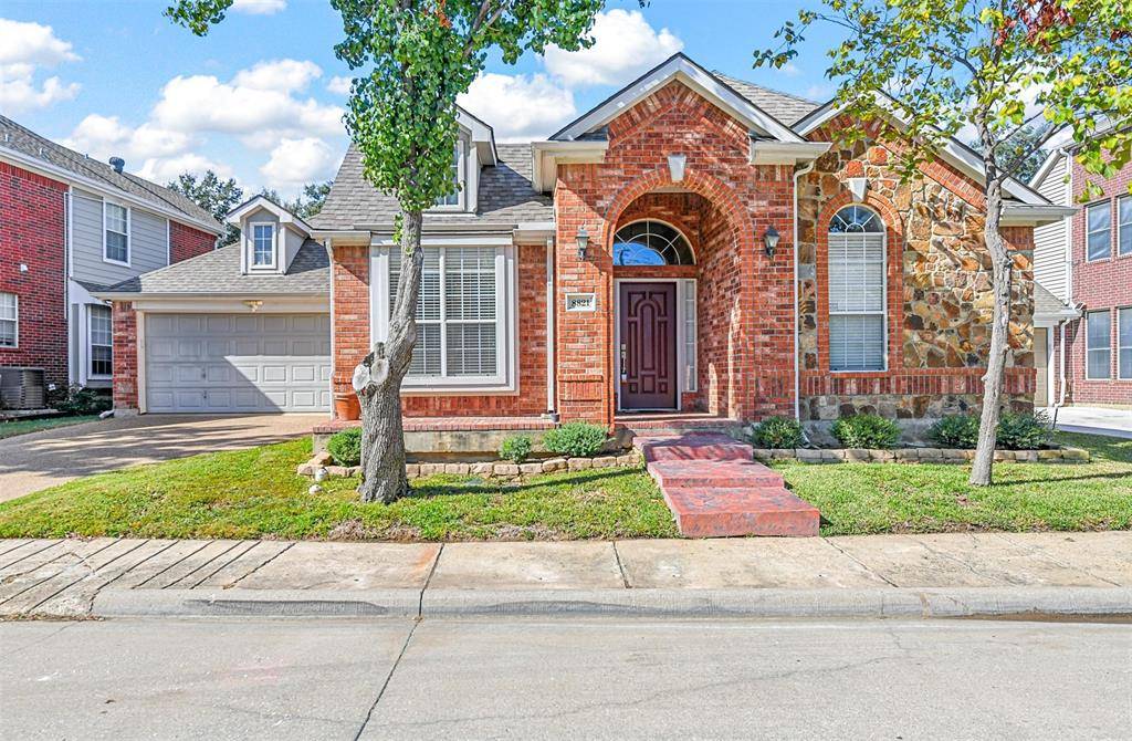 Irving, TX 75063,8821 Crescent Court