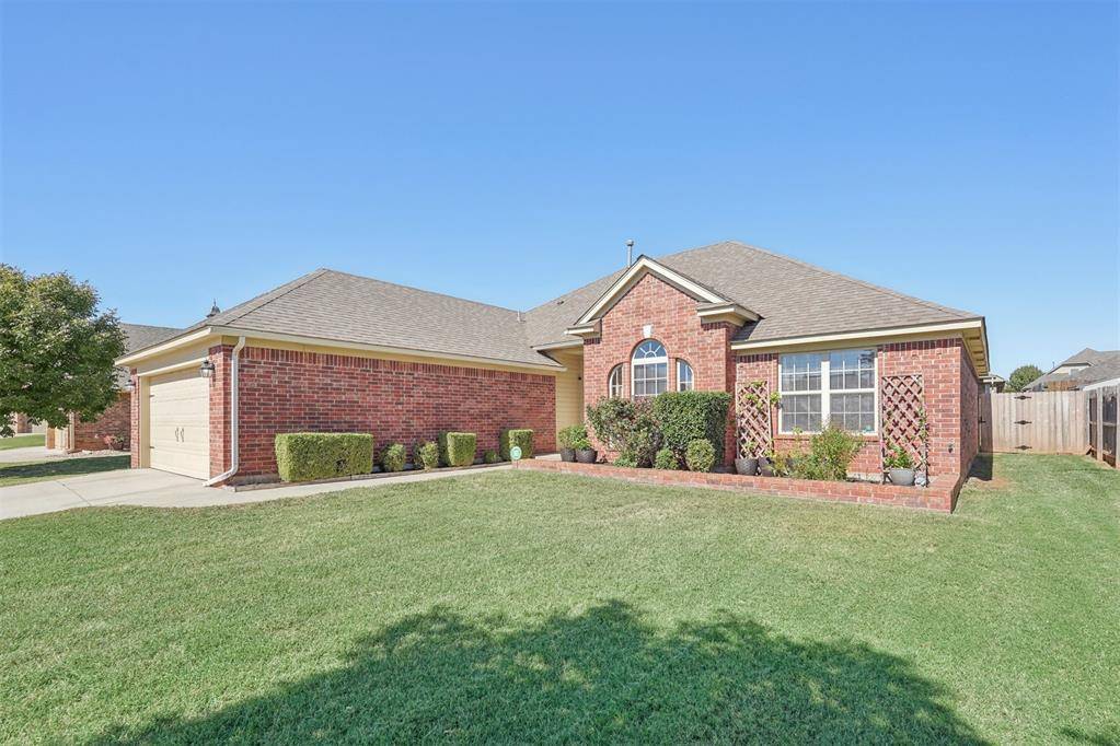 Moore, OK 73160,2625 SE 10th Street