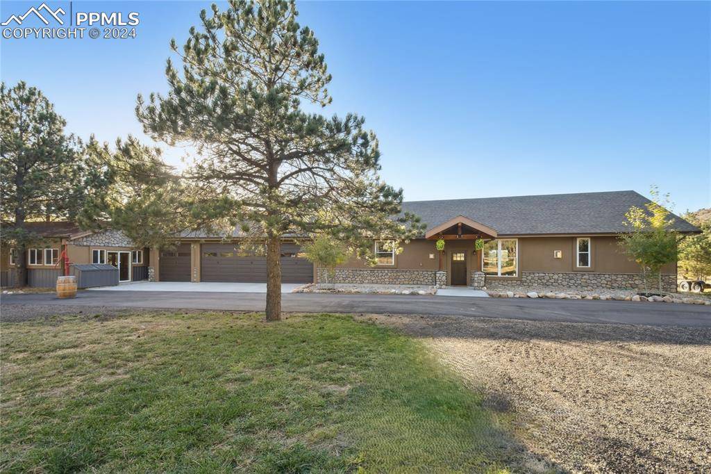 Larkspur, CO 80118,3842 Estates CIR