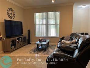 Coral Springs, FL 33067,5880 W SAMPLE RD  #104