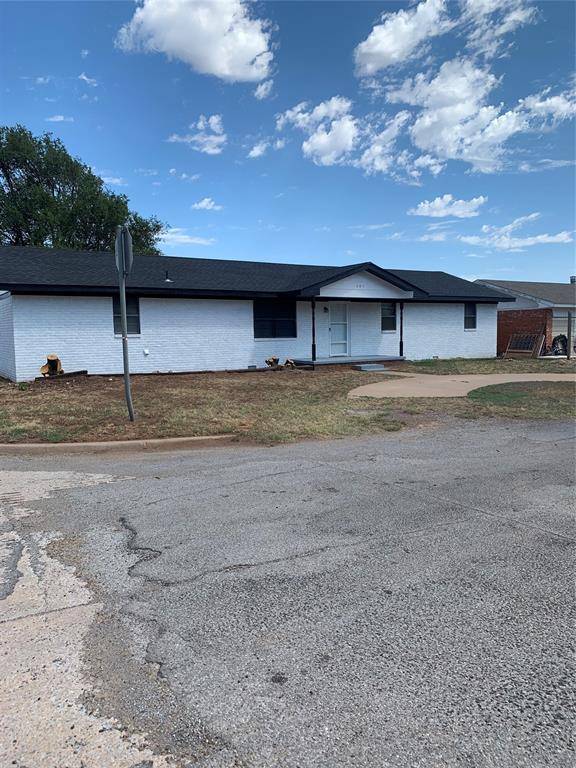 Custer City, OK 73639,401 S Walnut Street