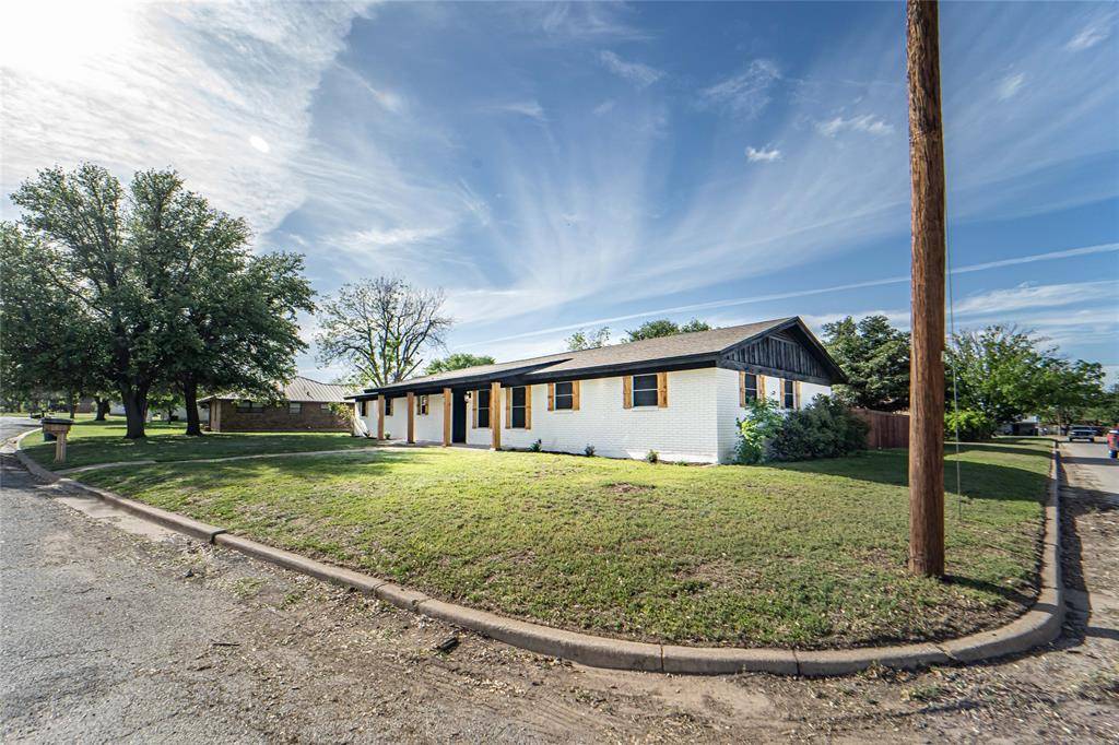 Breckenridge, TX 76424,1400 Sycamore Street