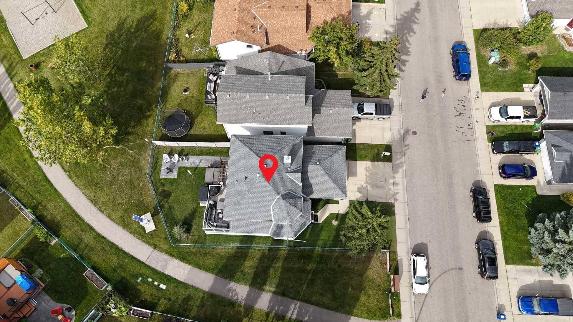 Airdrie, AB T4B 2G8,19 Woodside CRES NW