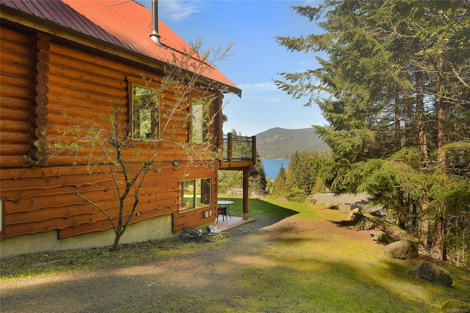 Cowichan Bay, BC V0R 1N2,1109 / 1111 PARADISE Close