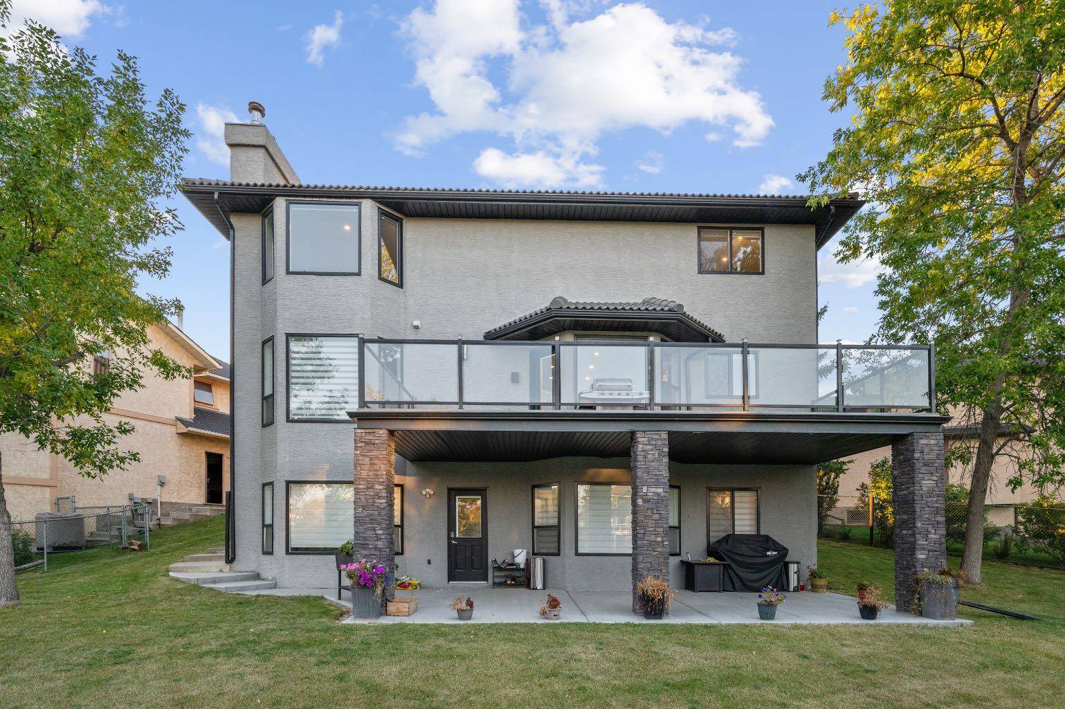 Calgary, AB T1Y 6S3,139 Catalina PL NE