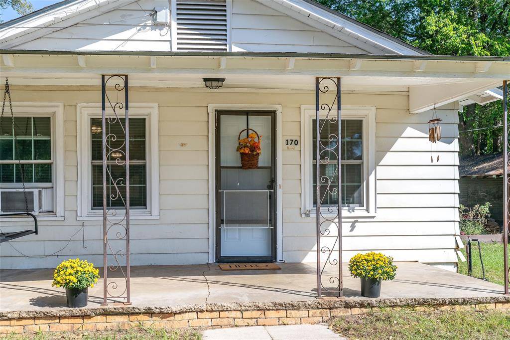 New London, TX 75684,170 W Holt Street