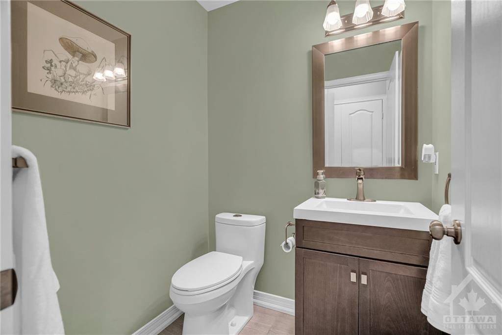 Kanata, ON K2M 2X1,26 WINDGATE CRES