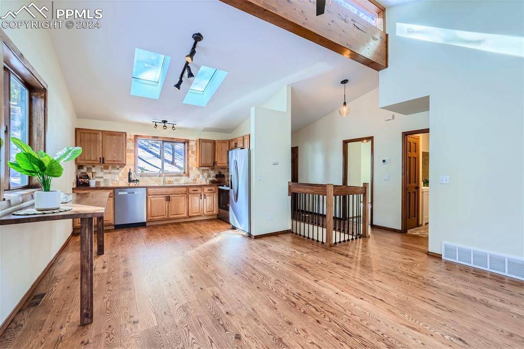 Woodland Park, CO 80863,429 Evergreen CT