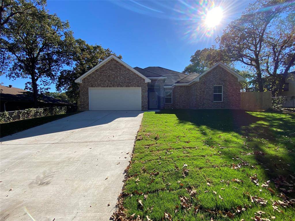 Kennedale, TX 76060,311 W Mistletoe Drive